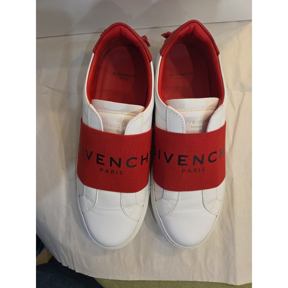 Givenchy Paris Slip On Womens Low Top Sneakers 8.5 /38.5 Logo Print White Red